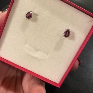 RASPBERRY GARNET *rhodelite* 14k White Gold teardrop earrings 🎄♥️💝🎁🎅🏻🕎🎄💕
